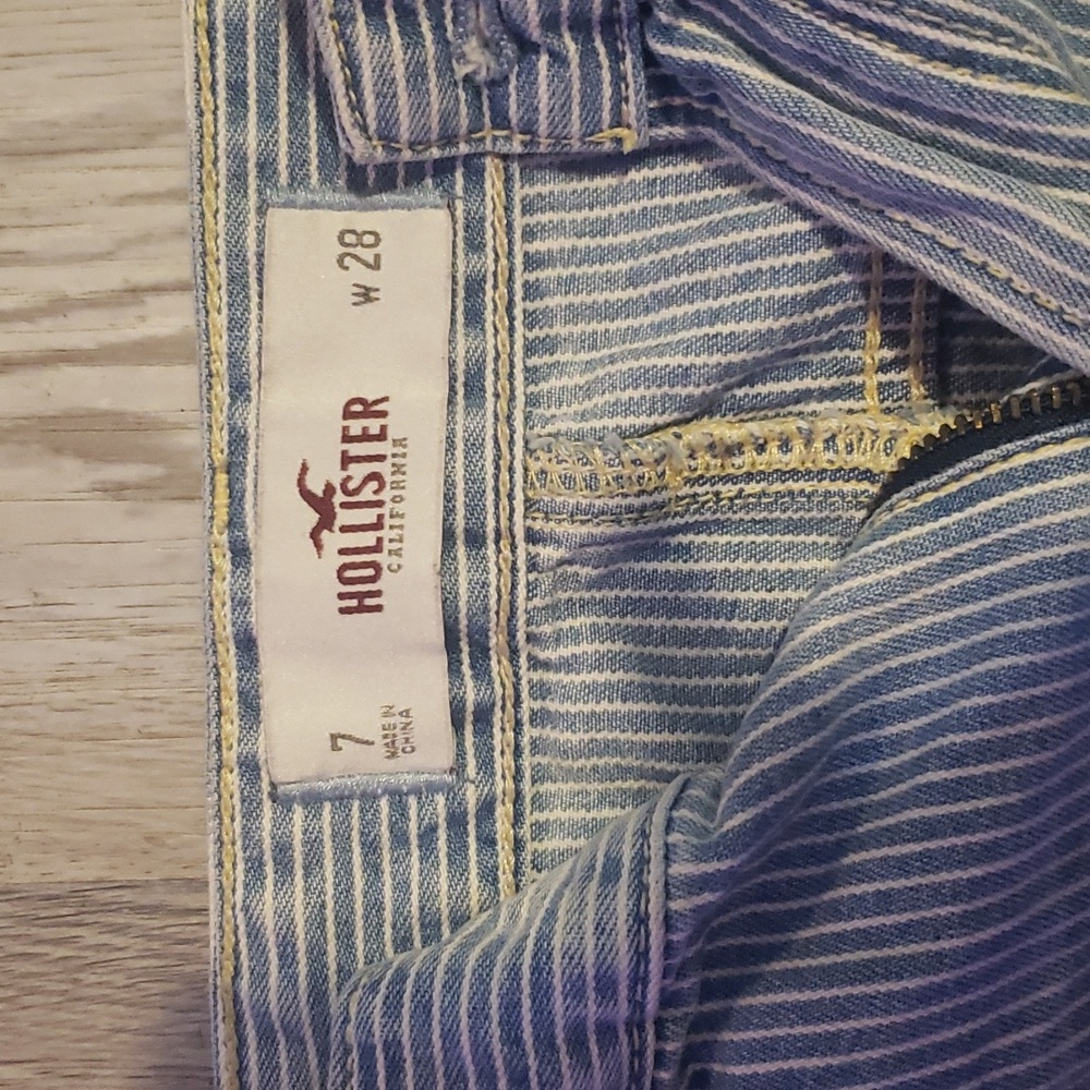 Hollister jean skirt - Picture 3 of 3